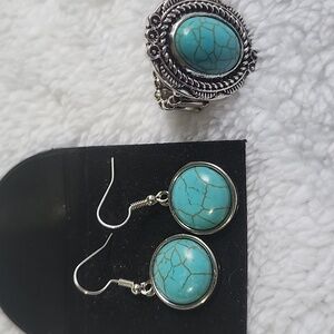 Turquoise Silver Women's Stretch Ring And Pierced Earrings